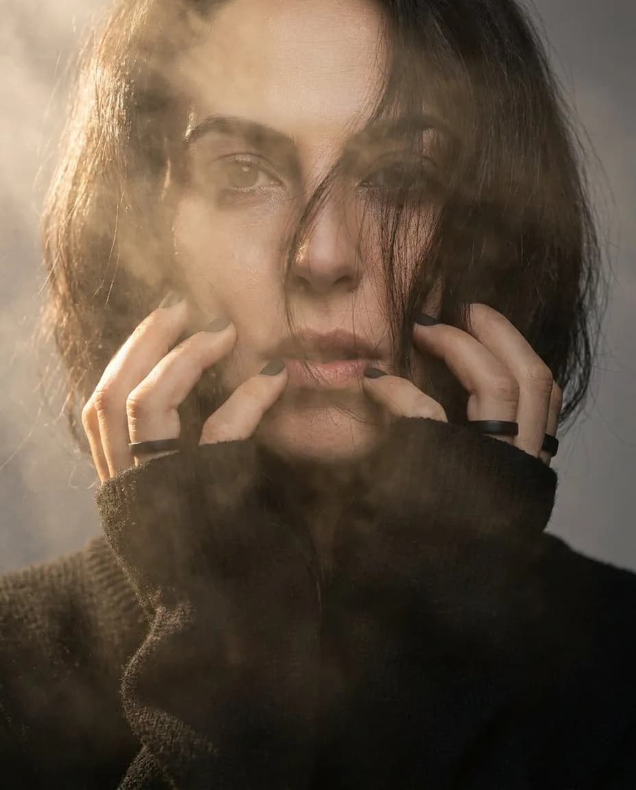 WARM DIRECTIONAL LIGHT