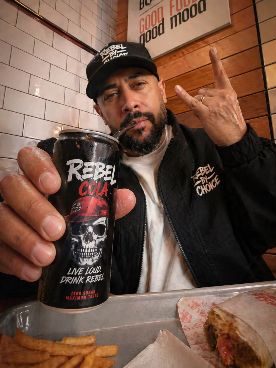 Dramatic Diner Booth Soda Can Ad Campaign