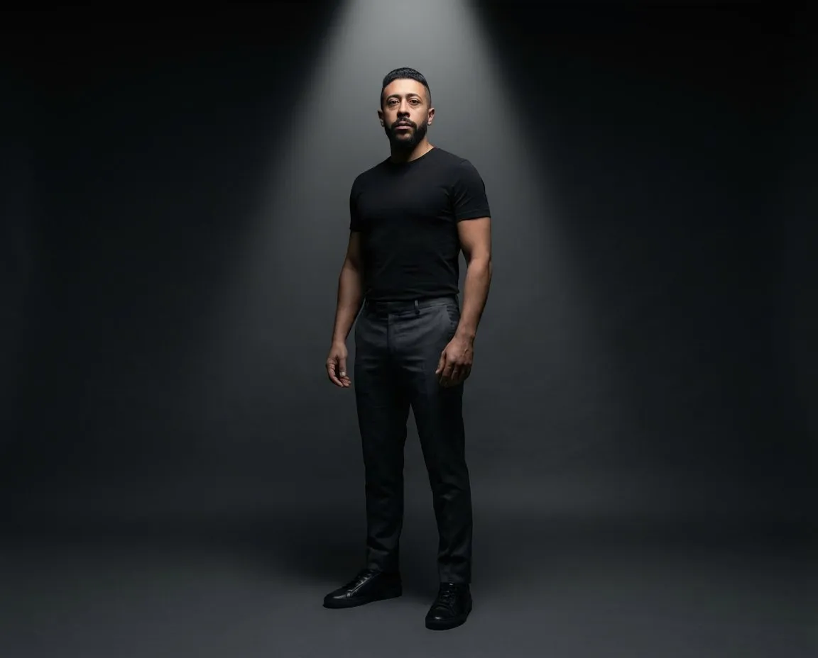 Cinematic Studio Portrait with Dramatic High-Contrast Spotlight